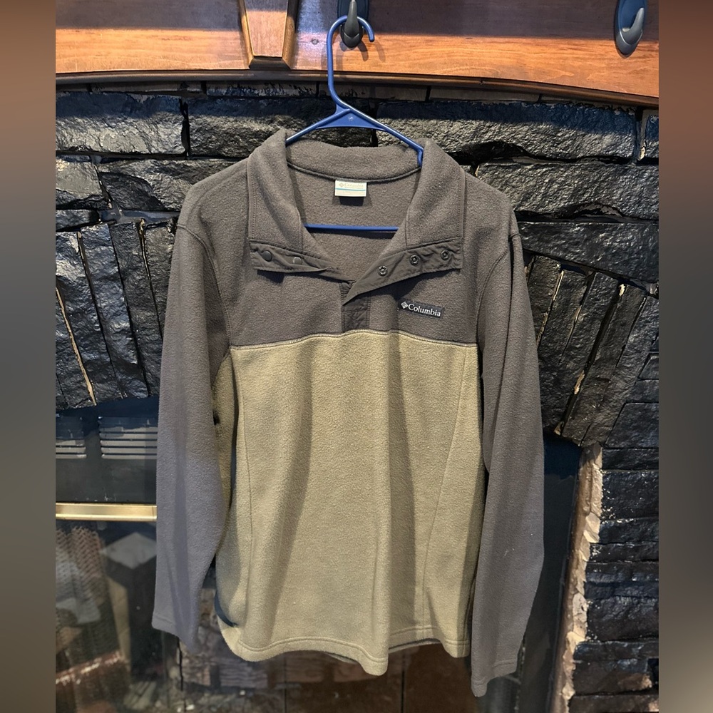 Medium Columbia Pullover